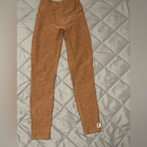 Bombshell Sportswear V Back Leggings